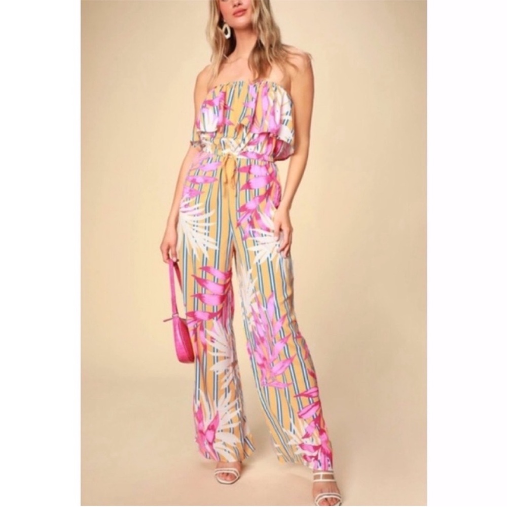 Lulus boho chic tropical print ruffle neckline jumpsuit